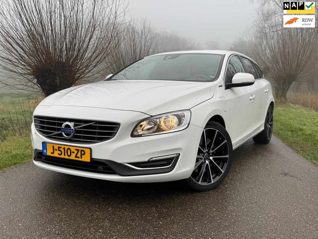 Volvo V60 - 2.4 D6 Twin Engine Special Edition / Plug In Hybrid / Automaat / Airco / Navi / Elektrisch - AutoWereld.nl