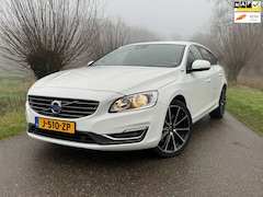 Volvo V60 - 2.4 D6 Twin Engine Special Edition / Plug In Hybrid / Automaat / Airco / Navi / Elektrisch