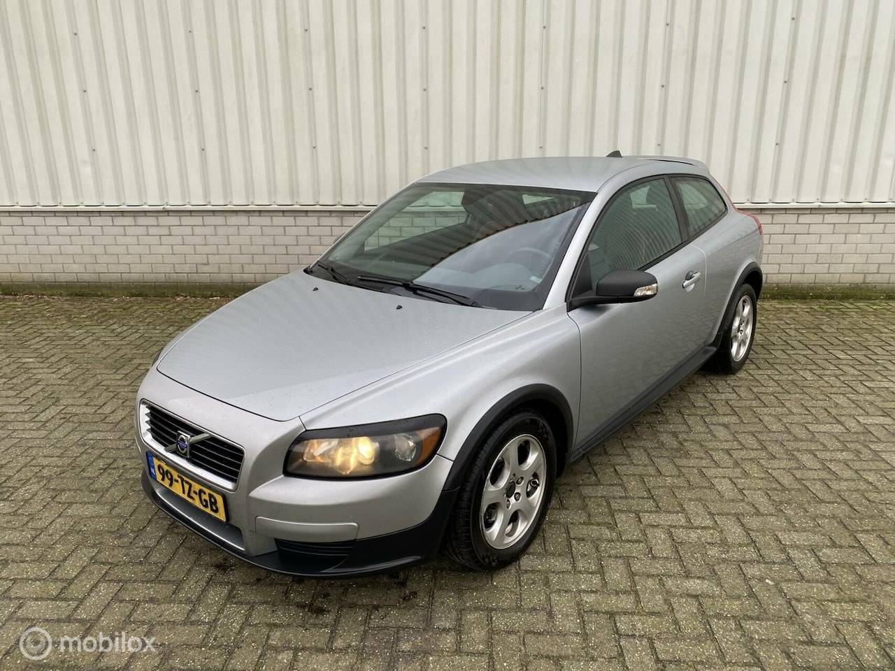 Volvo C30 - 2.0D Momentum /airco/cruise control/ - AutoWereld.nl