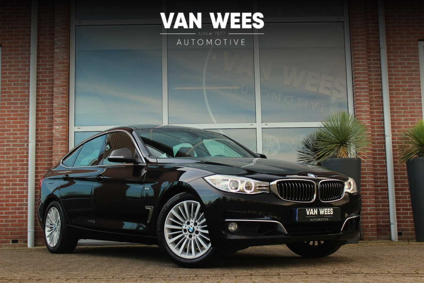 BMW 3-serie Gran Turismo - 320i F34 High Executive Luxury-Line | NL auto | 2e eigenaar | 185 pk | Automaat | Navi | L - AutoWereld.nl