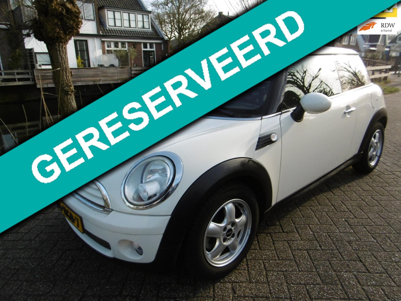 MINI One - Mini 1.6 98pk Airco Cruise Navi 107.000km NAP 2e eig. Zuinig - AutoWereld.nl