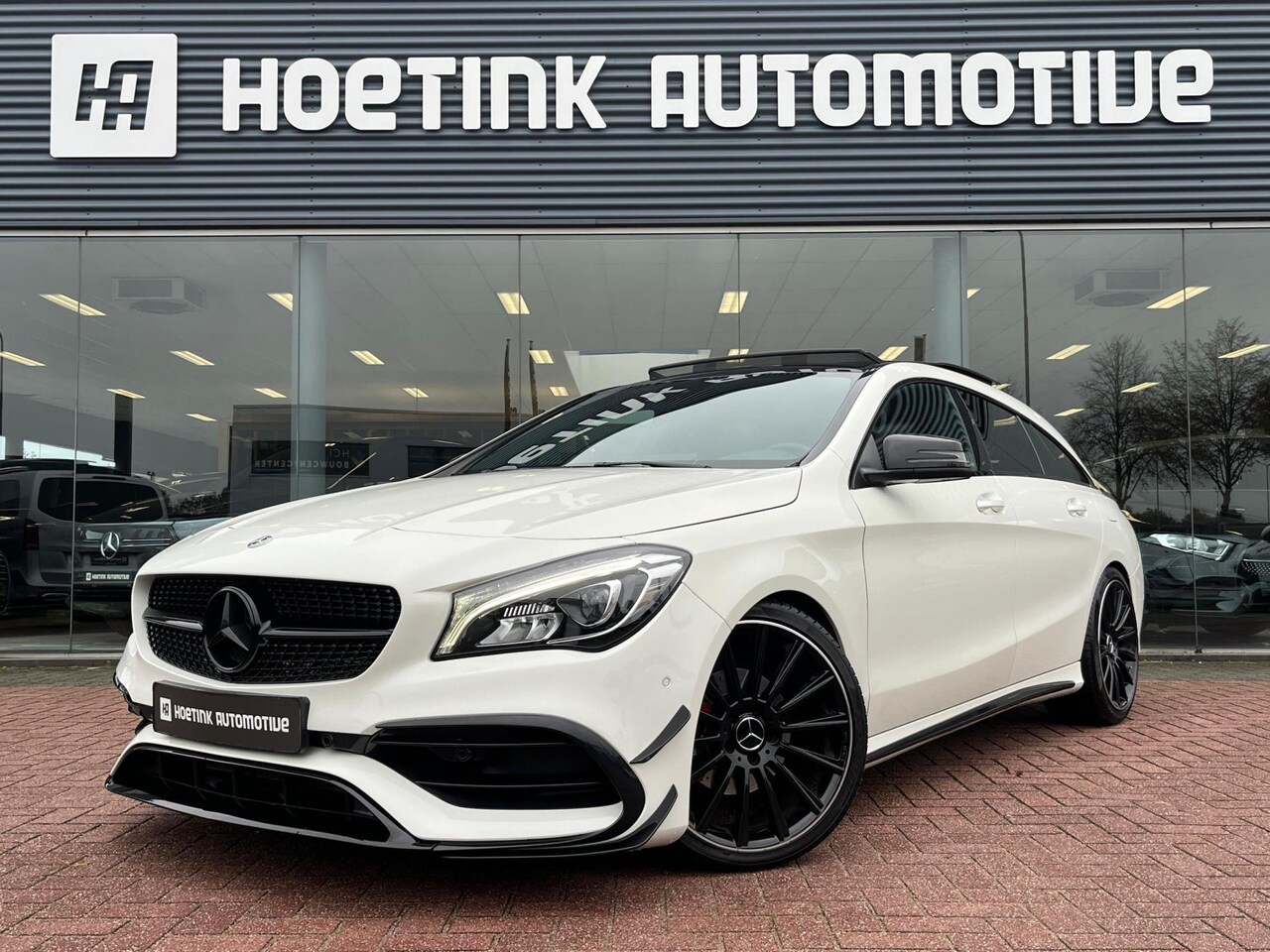 Mercedes-Benz CLA-klasse Shooting Brake - 200 | Pano | 45 AMG | Stoelverwarming | Dealer onderhouden - AutoWereld.nl