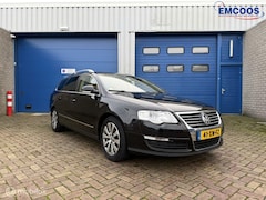 Volkswagen Passat Variant - 2.0 FSI Highline 4M * Airco * PDA V+A * Cruise Control