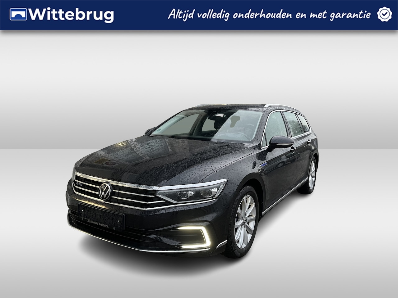 Volkswagen Passat Variant - 1.4 TSI PHEV GTE / AUTOMAAT/ PANO/ ACC/ CLIMA/ STOELVERWARM./ NAVI/ DIGITAL DASH/ APP-CONN - AutoWereld.nl