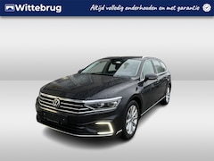 Volkswagen Passat Variant - 1.4 TSI PHEV GTE / AUTOMAAT/ PANO/ ACC/ CLIMA/ STOELVERWARM./ NAVI/ DIGITAL DASH/ APP-CONN