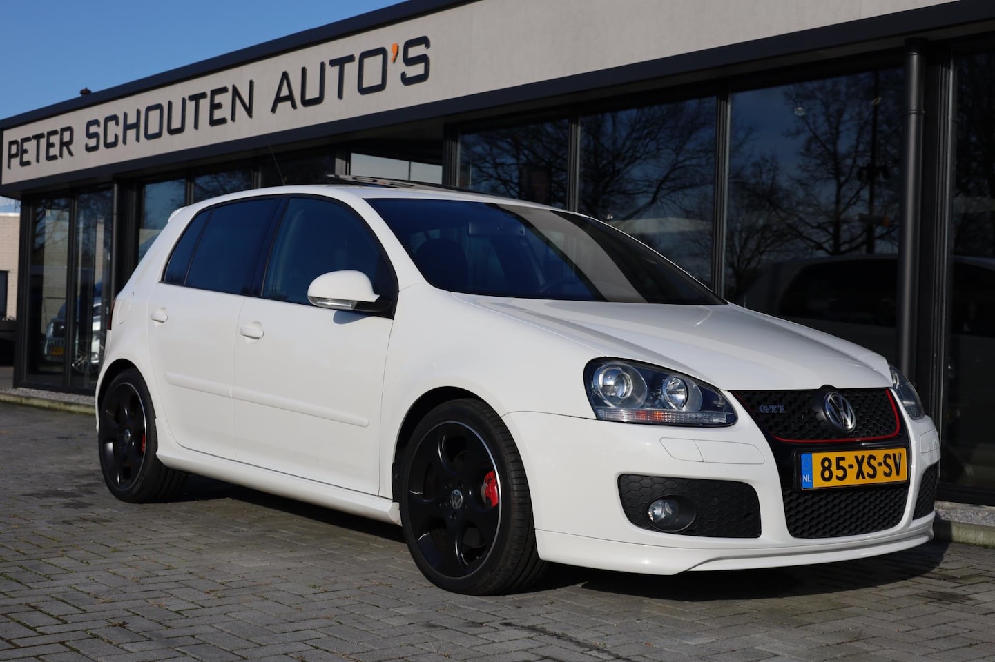 Volkswagen Golf - 2.0 TFSI GTI Edition 30 DSG/Aut.| Schuifdak | Xenon | 33.300KM! | Uniek | - AutoWereld.nl