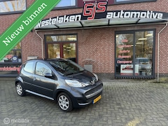 Peugeot 107 - 1.0-12V XS