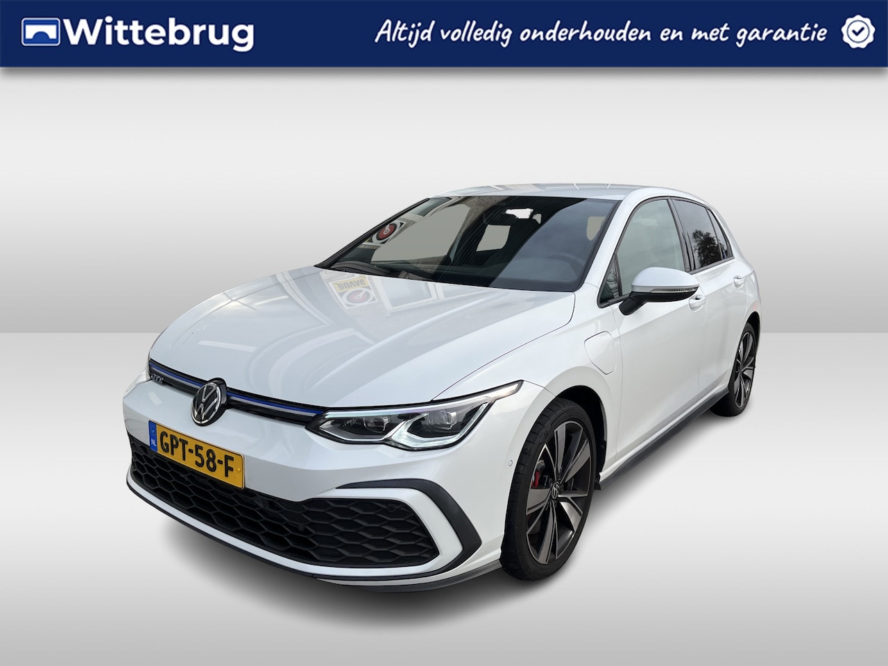 Volkswagen Golf - 1.4 eHybrid GTE / AUTOMAAT/ LEDER/ MEMORY SEATS/ ACC/ DAB/ NAVI/ APP-CONNECT/ STOELVERWARM - AutoWereld.nl