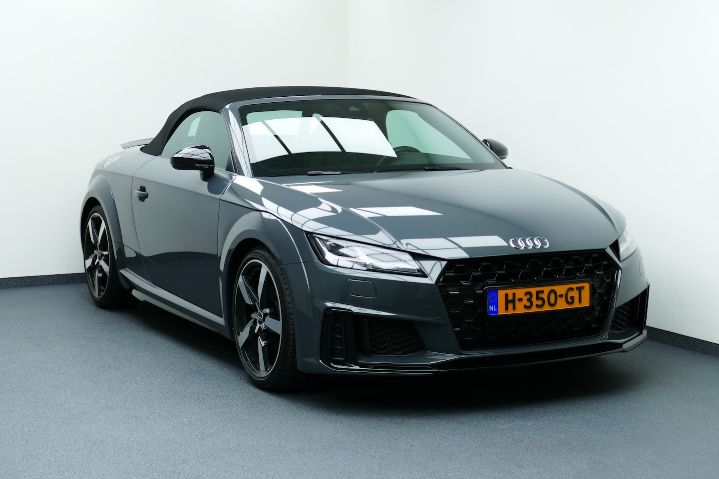 Audi TT Roadster - 40 TFSI Pro Line S-Line 19"LM, Full Led, Leer/Alcantara, Navi, Stoelverw - AutoWereld.nl