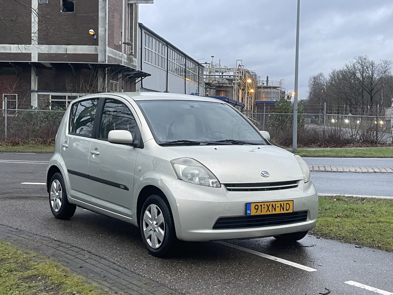 Daihatsu Sirion 2 - 1.3-16V Prestige | Automaat | Airco | 5 Deurs - AutoWereld.nl