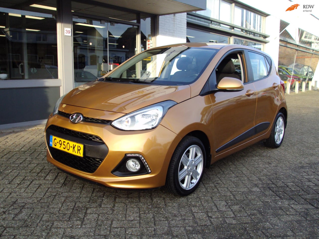 Hyundai i10 - 1.2i 1.2i - AutoWereld.nl