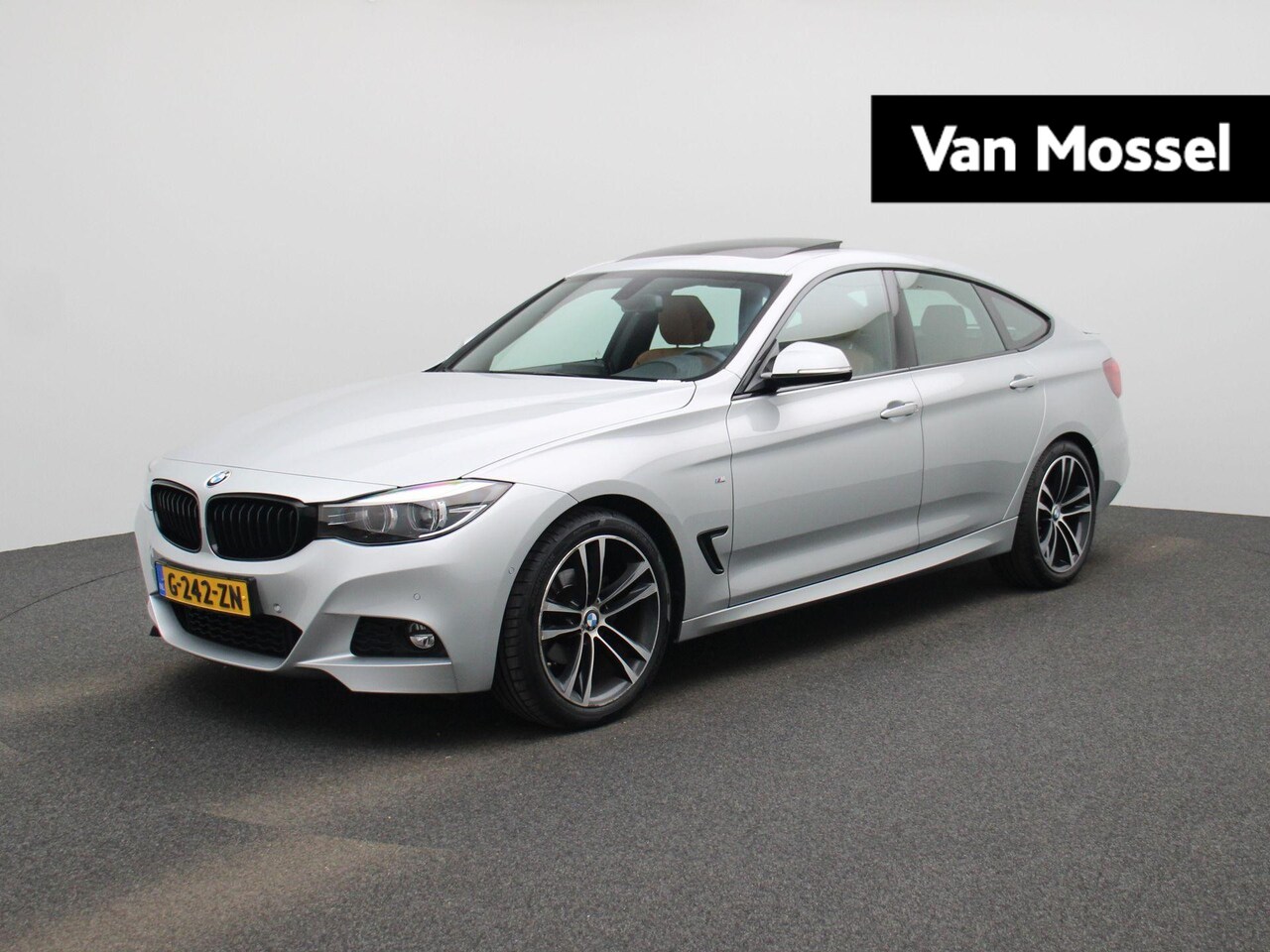 BMW 3-serie Gran Turismo - 320i High Executive Edition | M-Pakket | Stoelverwarming | Lederen Bekleding | Achteruitri - AutoWereld.nl