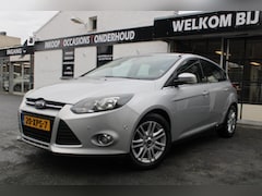 Ford Focus - 1.0 EcoBoost Titanium / Nieuwe MOTOR / Navi / CruiseControl / Parkeerhulp