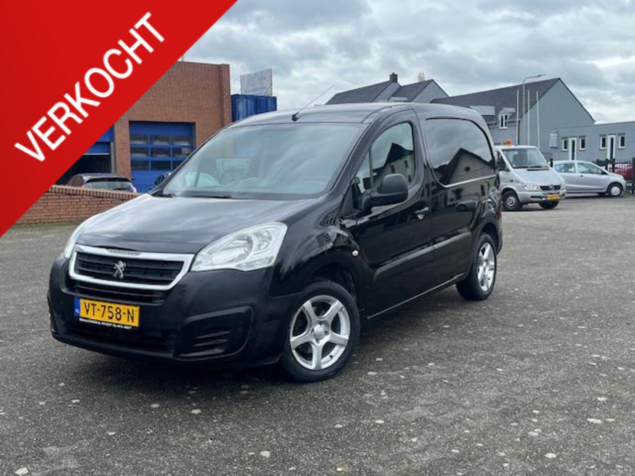 Peugeot Partner - 120 1.6 HDi 75 L1 XR 120 1.6 HDi 75 L1 XR, nwe allseason banden , AIRCO - AutoWereld.nl