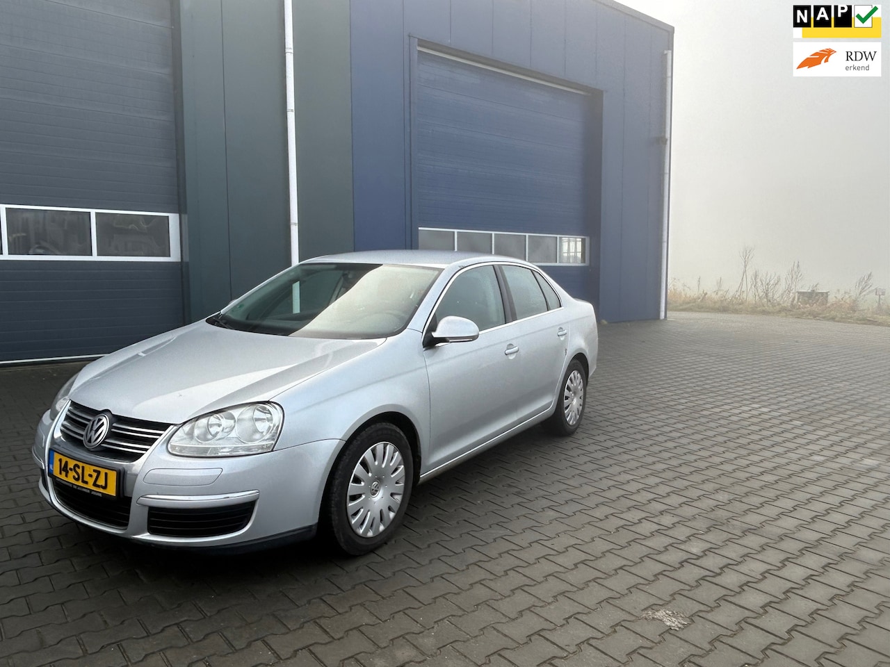 Volkswagen Jetta - 2.0 FSI Comfortline Airco G.O.H - AutoWereld.nl