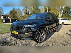 Skoda Kodiaq - 1.5 TSI Sportline Business 7p. 7 persoons, Pan dak, Trekhaak, Memory stoelen, Voll