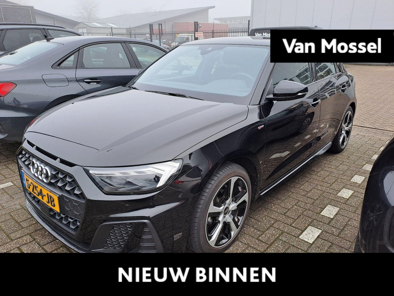 Audi A1 Sportback - 25 TFSI S edition | Navigatie | Airco | Cruise Control | S-Line | 17 Inch Velgen | - AutoWereld.nl