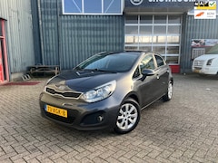 Kia Rio - 1.2 CVVT Plus Pack NL Auto/APK/Airco/NAP/Elck. Ramen