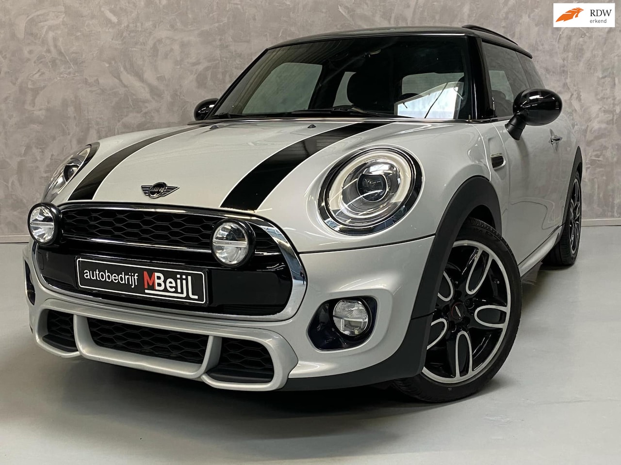 MINI Cooper - Mini 1.5 Business /JWC Pakket /Harman kardon/ Navi - AutoWereld.nl