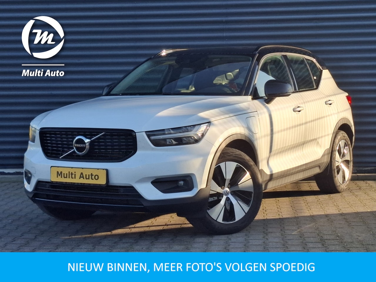 Volvo XC40 - T5 Recharge R-Design Plug In Hybrid 261pk PHEV | Panodak | Trekhaak af Fabriek | Apple Car - AutoWereld.nl