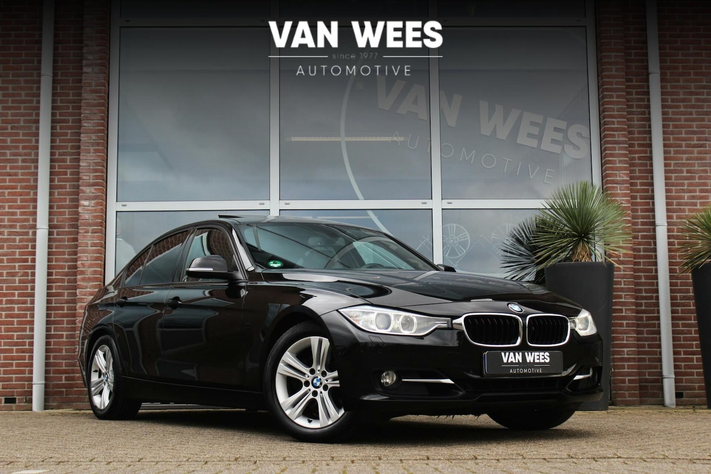 BMW 3-serie - 328i F30 High Executive Sport-Line | Automaat | 245 pk | Dakraam | Head-up | Leer | Navi | - AutoWereld.nl