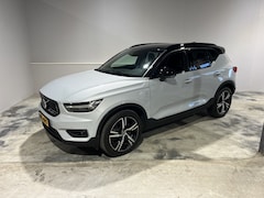 Volvo XC40 - 1.5 T5 Recharge R-Design Expression 1.5 T5 Recharge R-Design (KEYLESS) Stoelverwarming voo