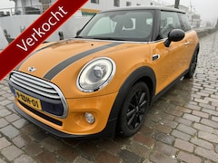 MINI Cooper - 1.5 Chili Business navigatie airco/ecc apk