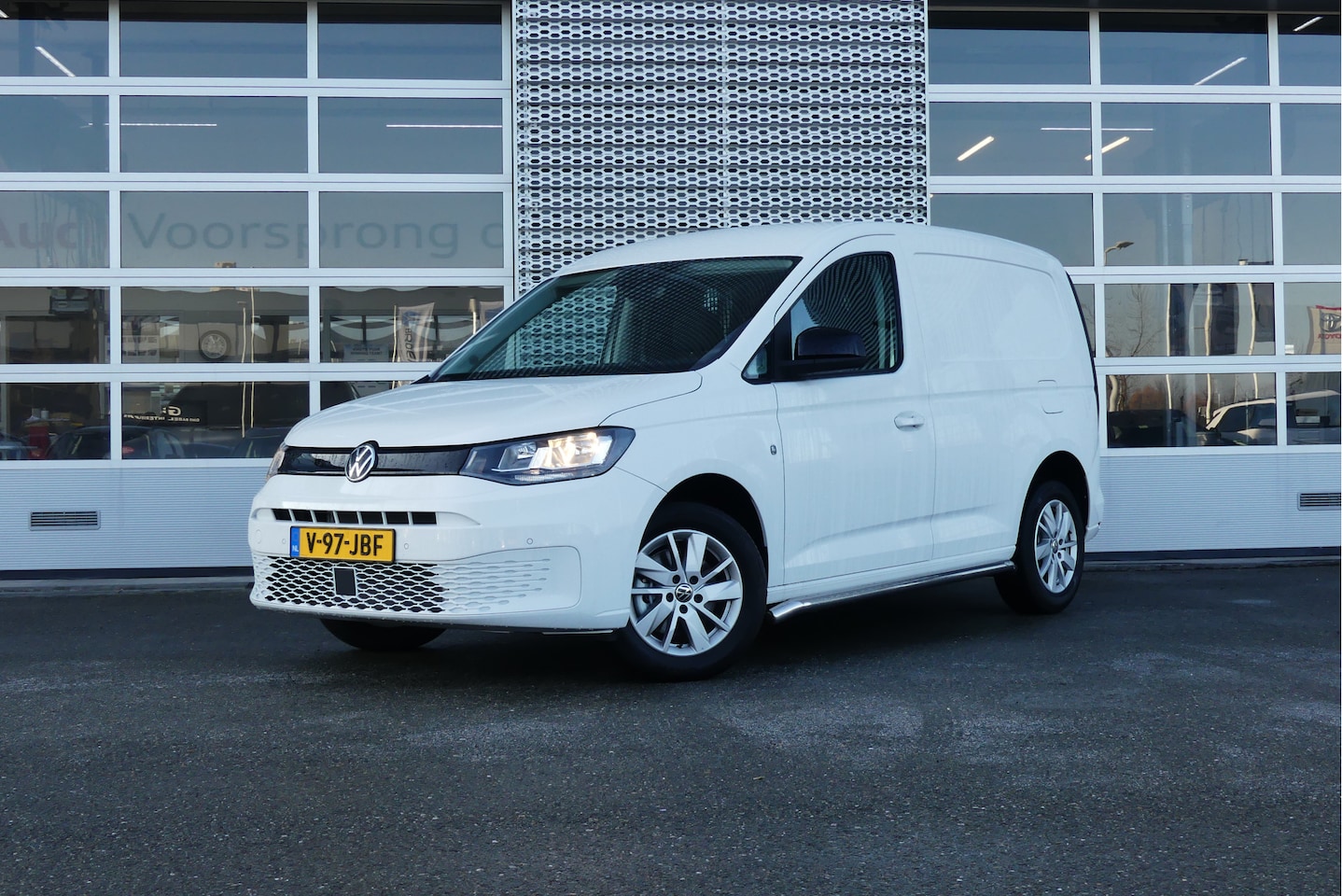 Volkswagen Caddy - 1.5 TSI Style | Navi | Trekhaak | LMV | Multistuur | - AutoWereld.nl