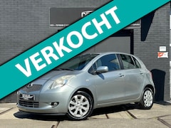 Toyota Yaris - 1.3 VVTi Executive | Leder | Navi | 15 inch lm | Airco | Elek Ramen |