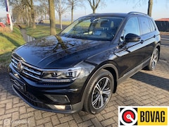 Volkswagen Tiguan - 150 PK I DSG ICamera l Navigatie I Camera I Trekhaak I