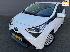 Toyota Aygo - 1.0 VVT-i x-play*CAMERA*Carplay*NAVI*AIRCO*APK*NAP*2 EIGNAAR