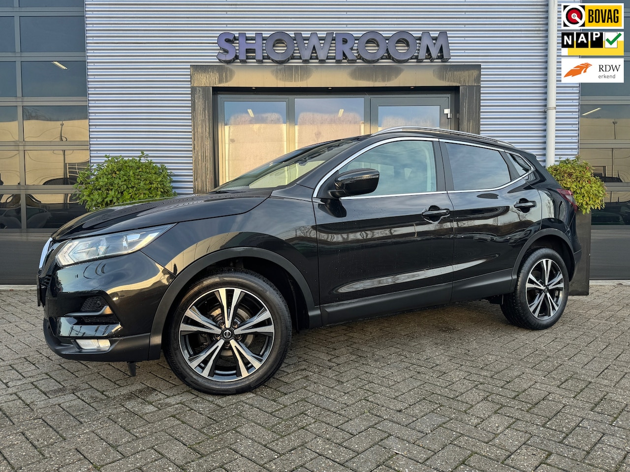 Nissan Qashqai - 1.3 DIG-T Design Edition Cruise|Pano|Camera|Navi|Applecarplay - AutoWereld.nl