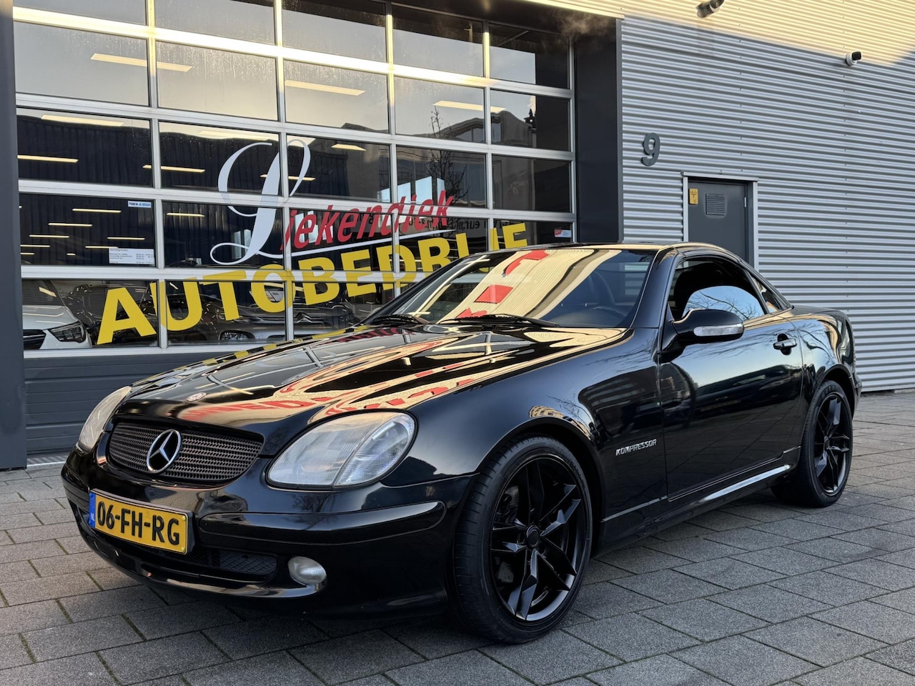 Mercedes-Benz SLK-klasse - 200 K. Automaat I Leer I Airco I Sport velgen I APK 12-2025 - AutoWereld.nl