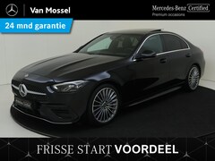 Mercedes-Benz C-klasse - 180 AMG Line / Stoelverwarming / Achteruitrijcamera / 19" multispaak/ privacy glas/ Panora