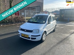 Fiat Panda - 1.1 Active Plus FIJNE HOGE INSTAP EN GOEDKOOP RIJDEN