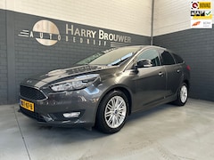 Ford Focus Wagon - 1.0 Titanium, Nieuwe motor en koppeling met garantie