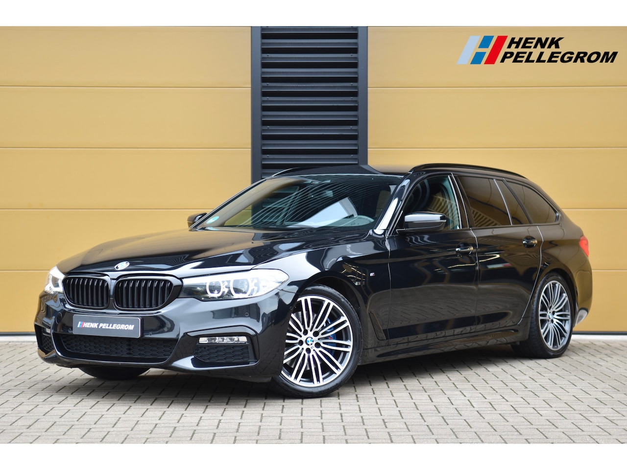 BMW 5-serie Touring - 530d Executive * M-Pakket * Trekhaak * - AutoWereld.nl