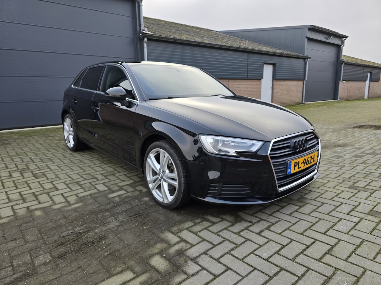 Audi A3 Sportback - 1.0 TFSI Pro Line - AutoWereld.nl