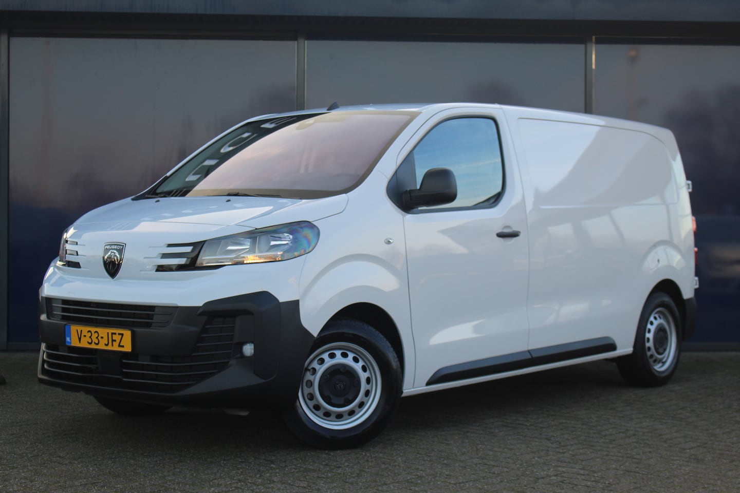 Peugeot Expert - 2.0 BlueHDi 145 L2 #| Trekhaak | Camera | Carplay | Navi | Dab | - AutoWereld.nl