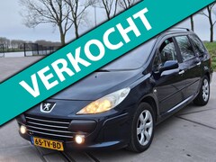 Peugeot 307 SW - 2.0-16V Pack Automaat 7pers uitvoering