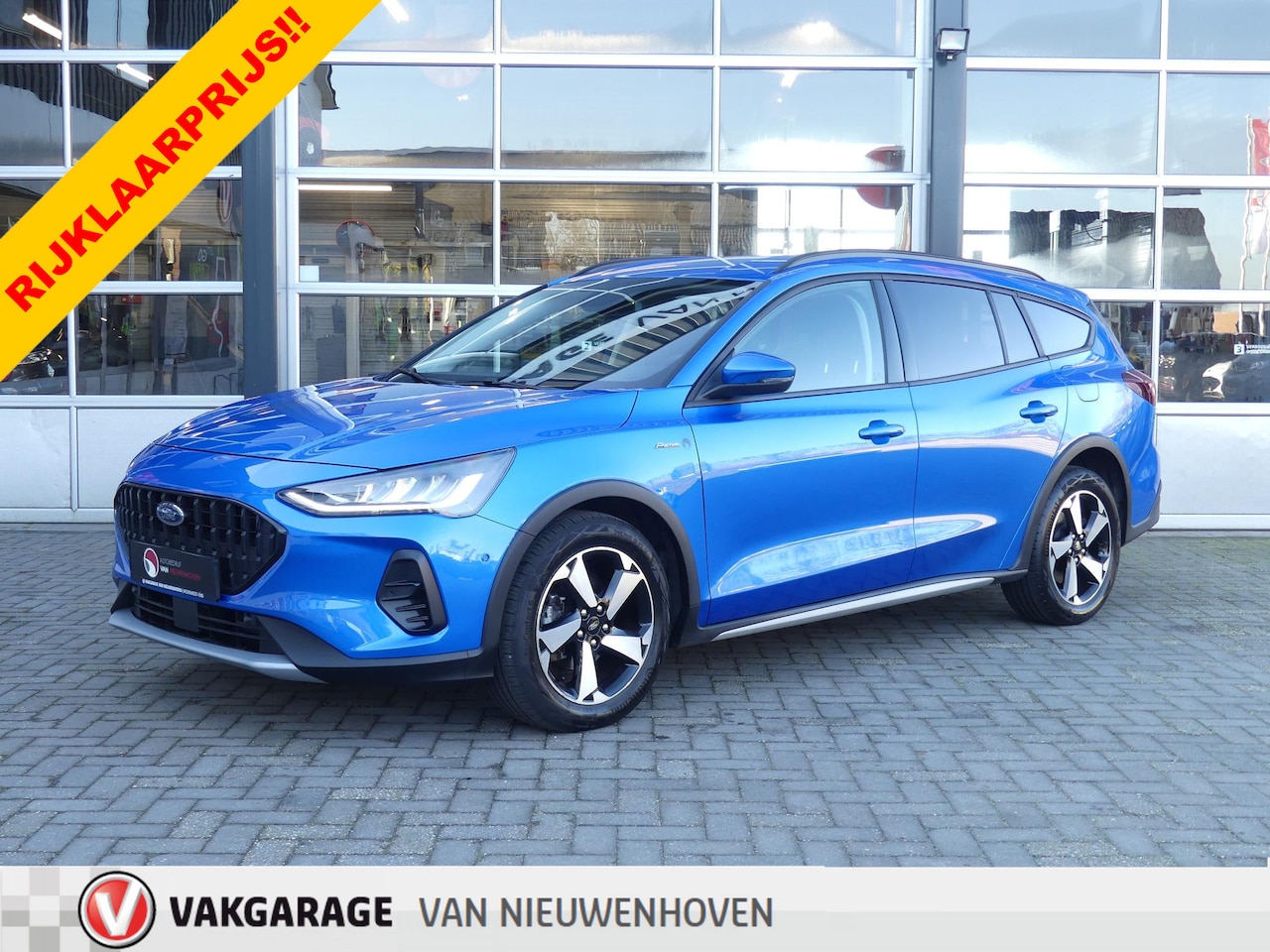 Ford Focus Wagon - Hybrid Active *10 jaar garantie - AutoWereld.nl