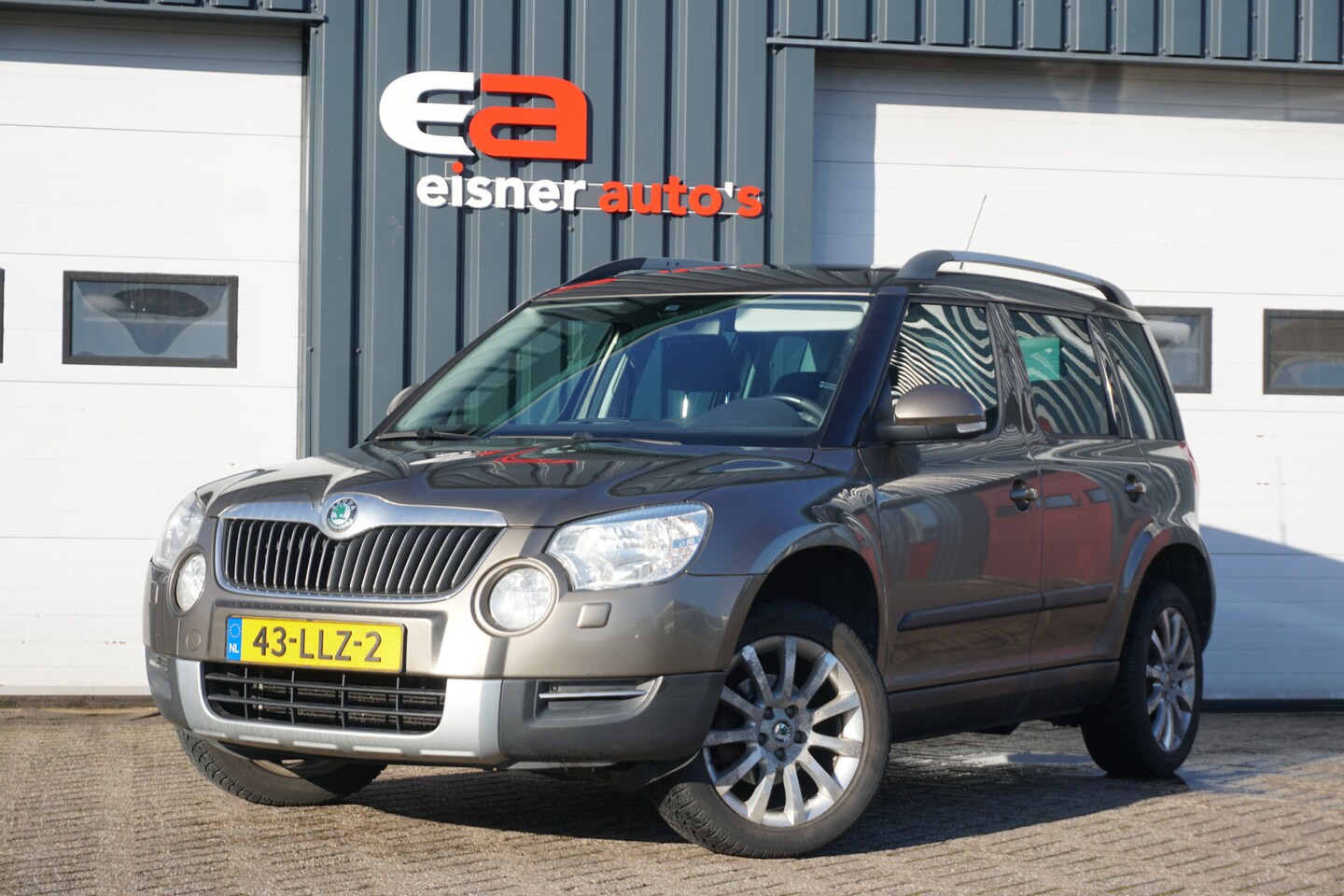 Skoda Yeti - 1.2 TSI Elegance | PANO DAK | TREKHAAK | CLIMA | NAVI | - AutoWereld.nl