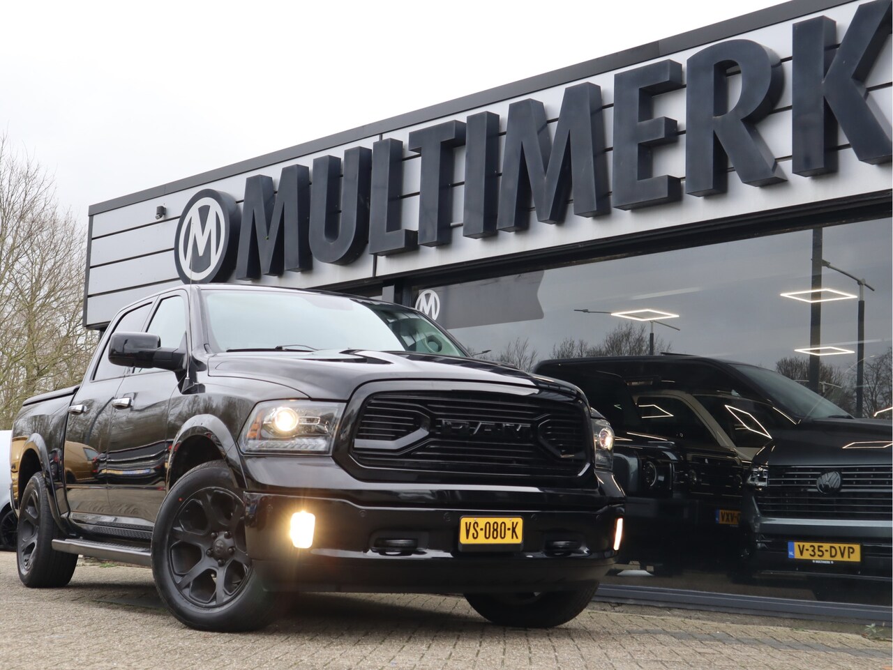 Dodge Ram 1500 - 5.7 V8 BLACK EDITION LPG-G3 - AutoWereld.nl