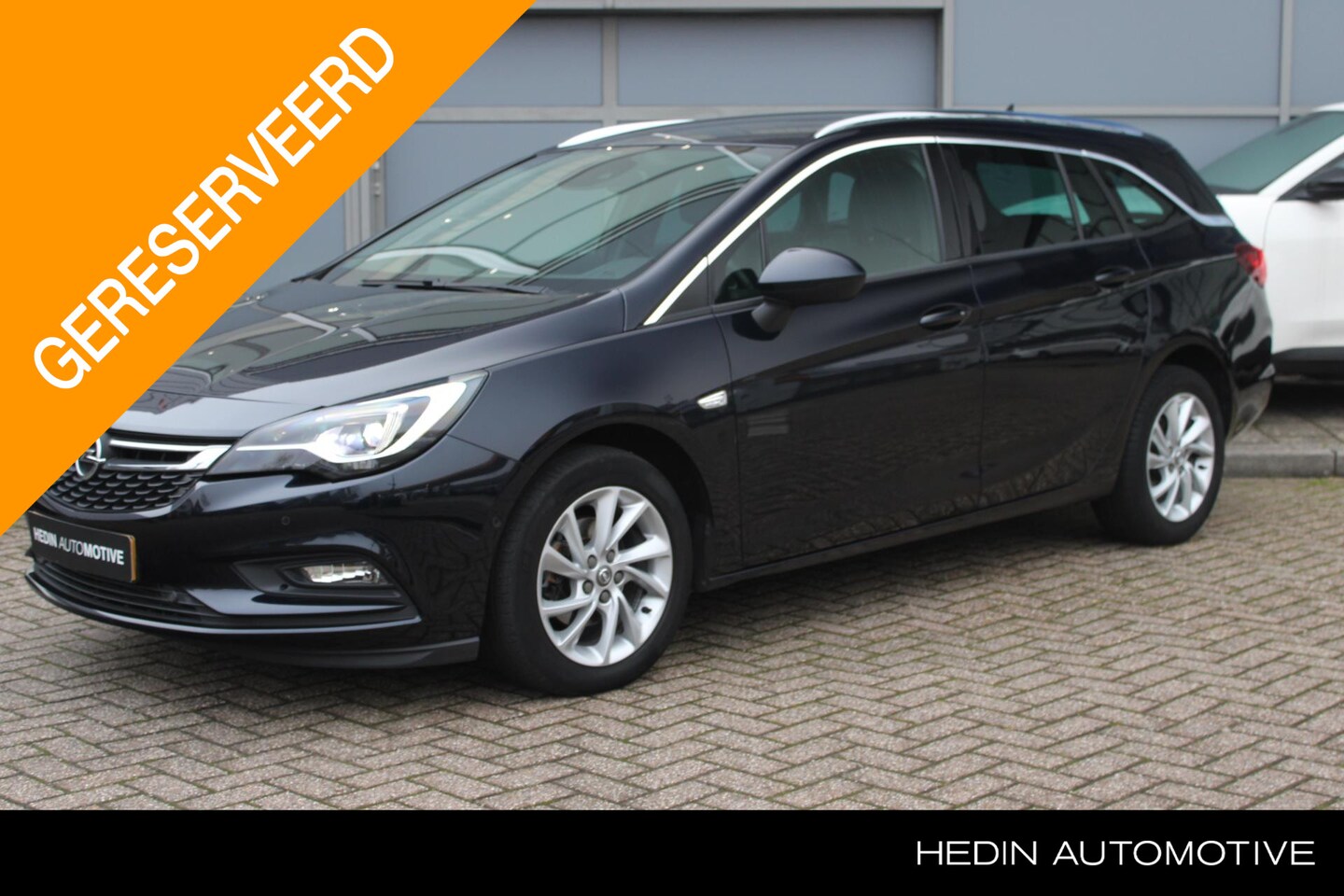 Opel Astra Sports Tourer - 1.4 Turbo 150pk Innovation | Navigatie | IntelliLux LED Matrix | El. Klep  | AGR-Stoelen | - AutoWereld.nl