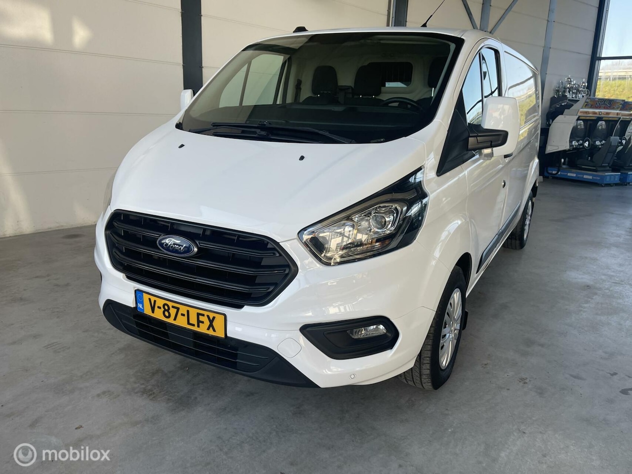 Ford Transit Custom - 300 2.0 TDCI L2H1 3 zits - AutoWereld.nl