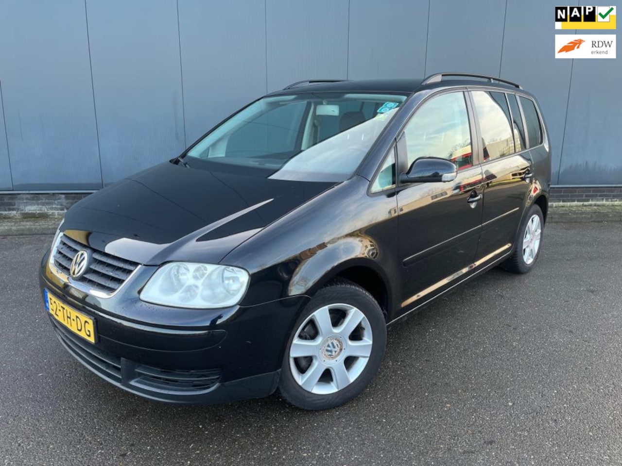 Volkswagen Touran - 1.4 TSI Business-Clima-LM-Trekhaak! - AutoWereld.nl