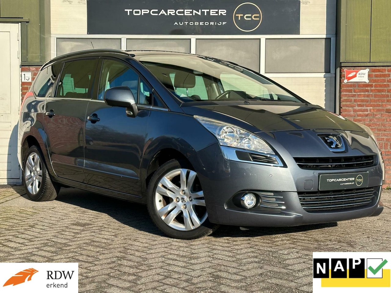 Peugeot 5008 - 1.6 GT./HEADUP/PARKS/STOELV/LEER/PANO/APK/NAP - AutoWereld.nl