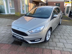 Ford Focus Wagon - 1.5 Titanium NAVI CRUISE CLIMATCTR STOELVRW 88742 KM