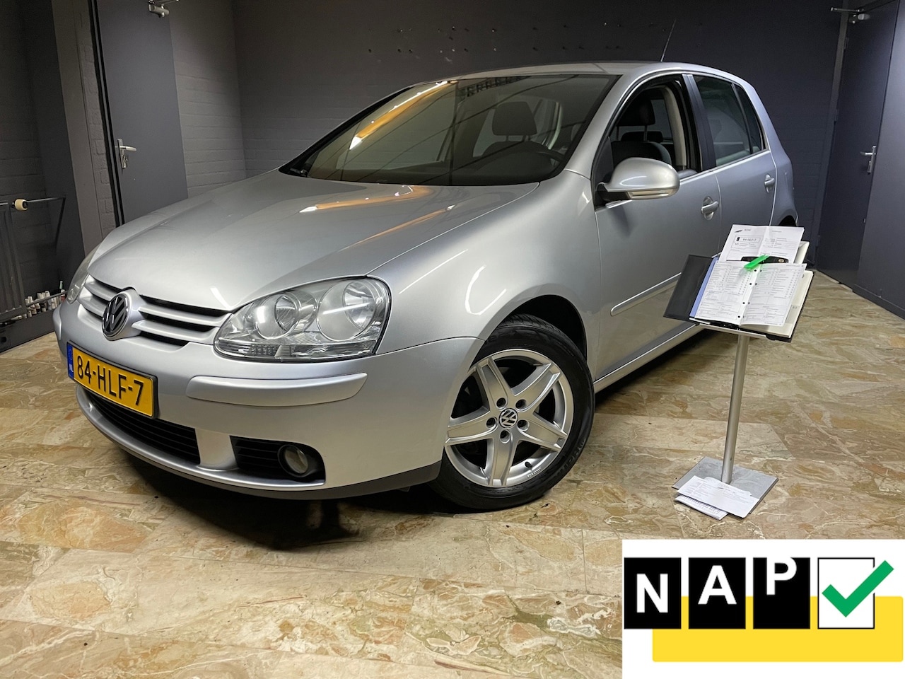 Volkswagen Golf - 1.4 TSI Trendline 1.4 TSI Trendline - AutoWereld.nl