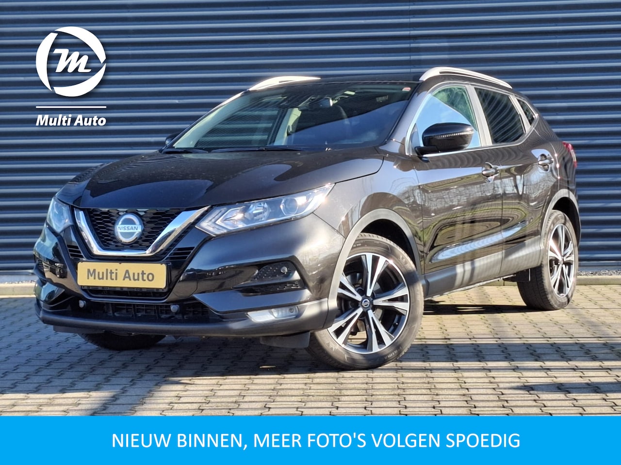 Nissan Qashqai - 1.3 DIG-T N-Connecta Automaat | Panodak | Apple Carplay | Navigatie | Camera | Stoelverwar - AutoWereld.nl